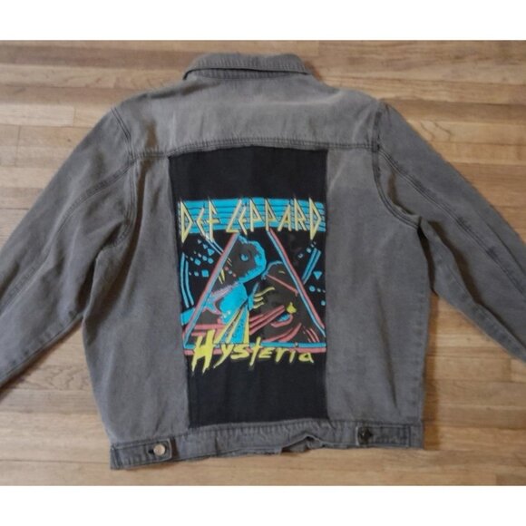 Vintage By Junk Food Def Leopard 80s  Rock Goth Grunge Metal Denim Jacket Lt Blk - Picture 1 of 6